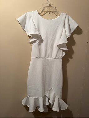 Hello Molly White Flutter Sleeve Dress Womens Small